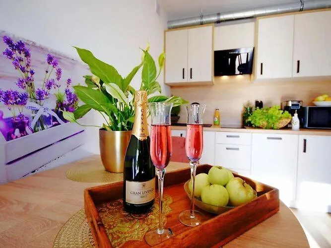 Comfortable And Spacious Home, Ferienhaus