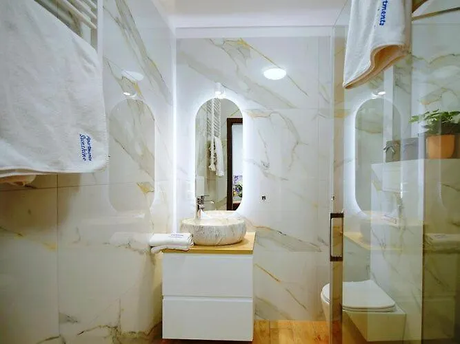 Ferienhaus Comfortable And Spacious Home, *