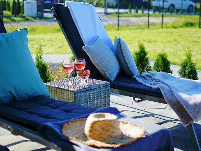 Comfortable And Spacious Home, Mielenko